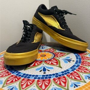 Vans Harry Potter I Open at the Close Old Skool Black Gold Men’s 8.5 Women’s 10